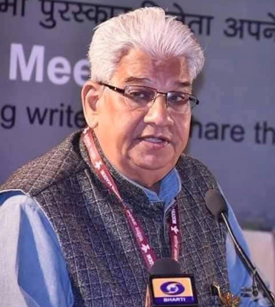 बहुमुखी प्रतिभा के धनी मीठेश निर्मोही