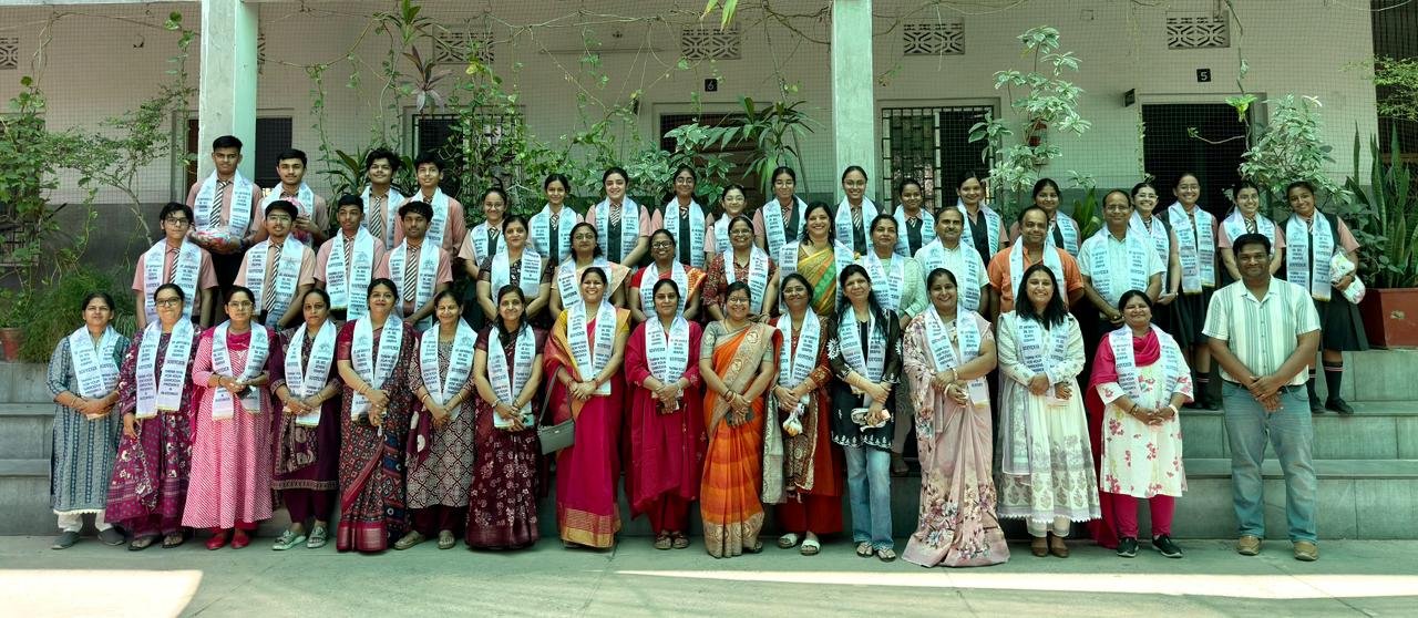 सेंट एंथोनीज़ सीनियर सेकेंडरी स्कूल में मेधावी विद्यार्थियों एवं शिक्षकों का भव्य सम्मान समारोह आयोजित