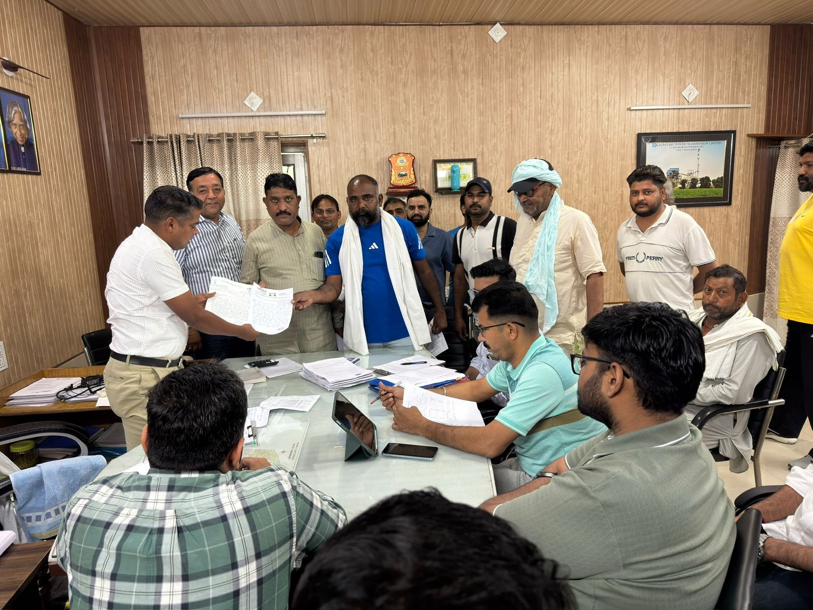 पुरानी आबादी के आमजन विद्युत आपूर्ति बाधित होने से परेशान