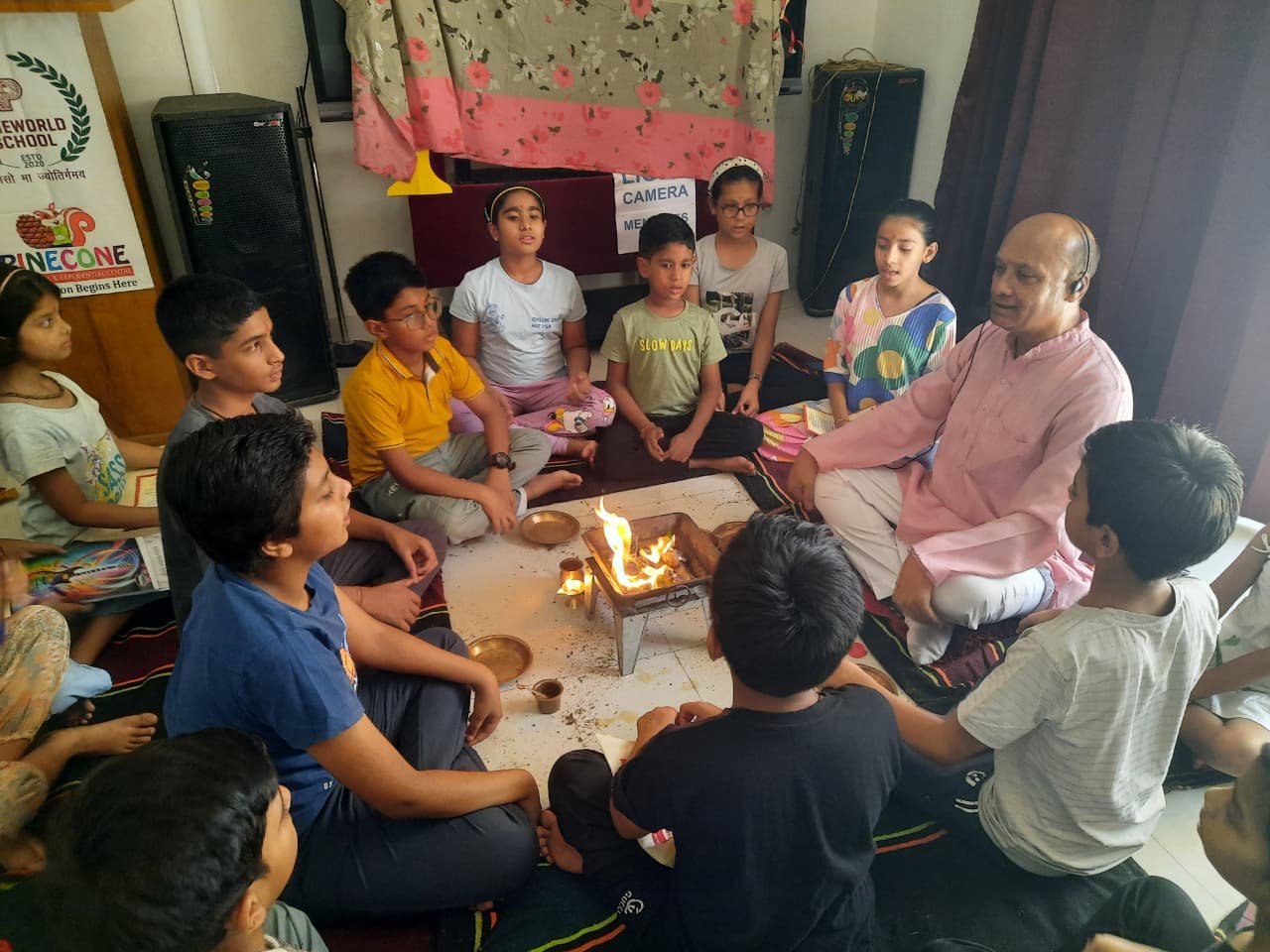  "यज्ञ में लिया श्रेष्ठ मानव बनने का संकल्प"
