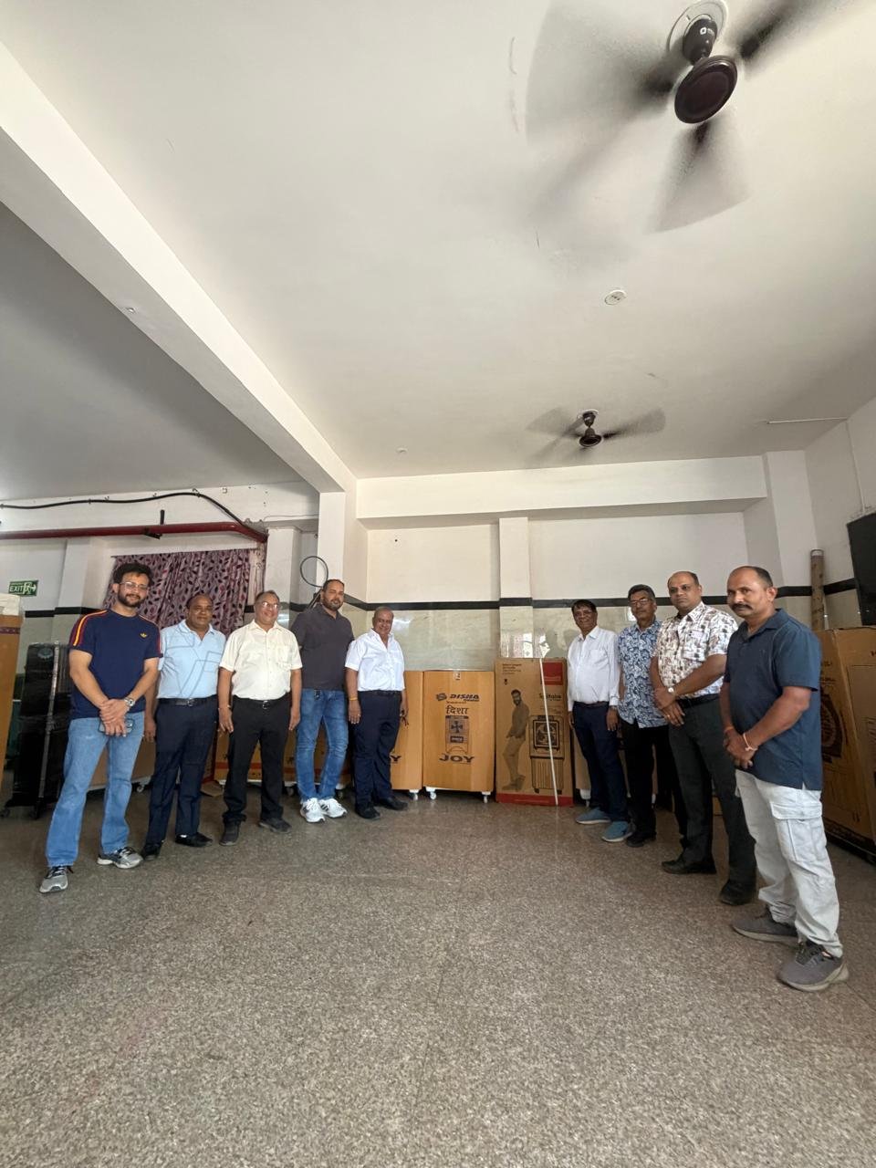 एमबी हॉस्पिटल में मरीजों को राहत देने आगे आया उदयपुर इलेक्ट्रॉनिक्स ट्रेड एसोसिएशन,