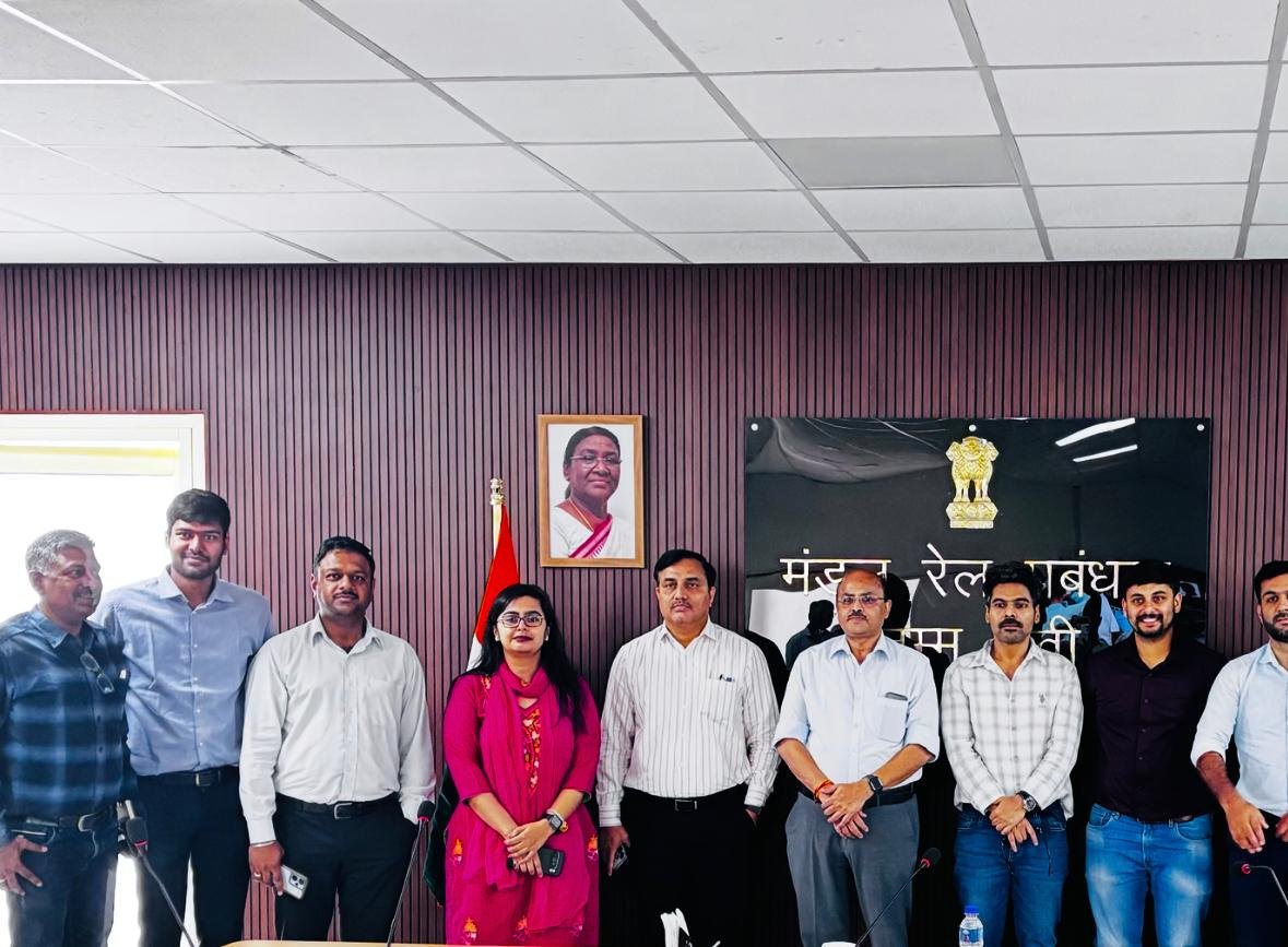 जम्मू प्रशासनिक परिसर में अत्याधुनिक कॉन्फ्रेंस हॉल का उद्घाटन