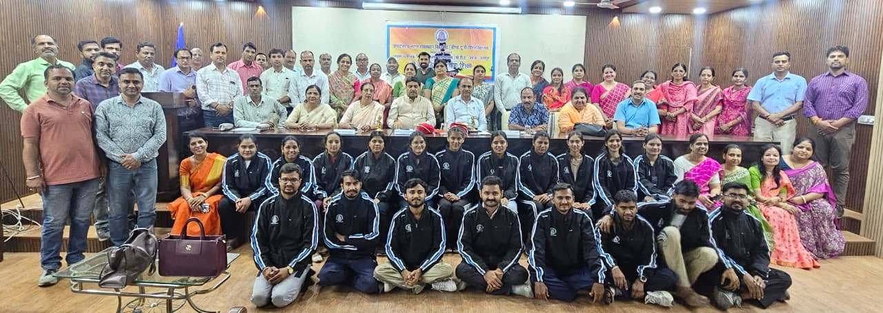 पीजी डिप्लोमा इन योग एज्यूकेशन संकाय का वाषिर्कोत्सव समारेाह सम्पन्न