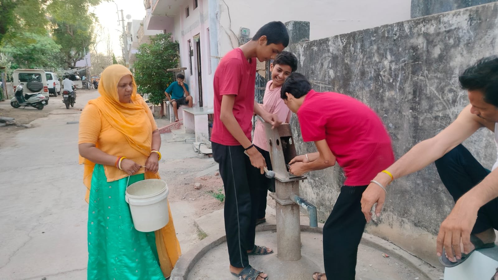 न्यू हाऊसिंग बोर्ड माही सरोवर नगर में तीन दिन से पेयजल सप्लाई ठप्प, हैंडपंप भी खराब