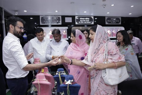 सोने की महंगाई में राहत का नया विकल्पःसोजतिया ज्वेलर्स की जड़ाव पोलकी एग्जीबिशन का भव्य शुभारंभ