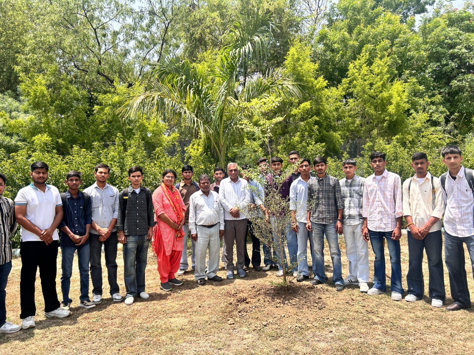 विश्व पर्यावरण दिवस पर राजस्थान कृषि महाविद्यालय में वृक्षारोपण एवं पर्यावरण संरक्षण का संदेश