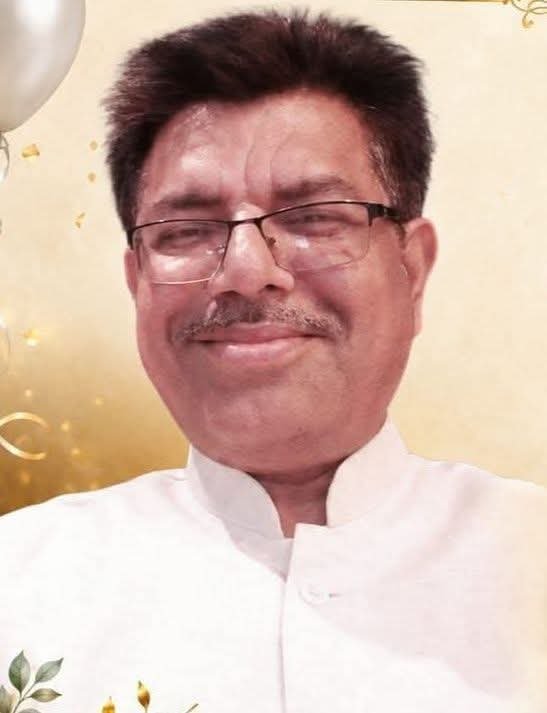 हज करके अपने वतन लौटे अख्तर खान अकेला