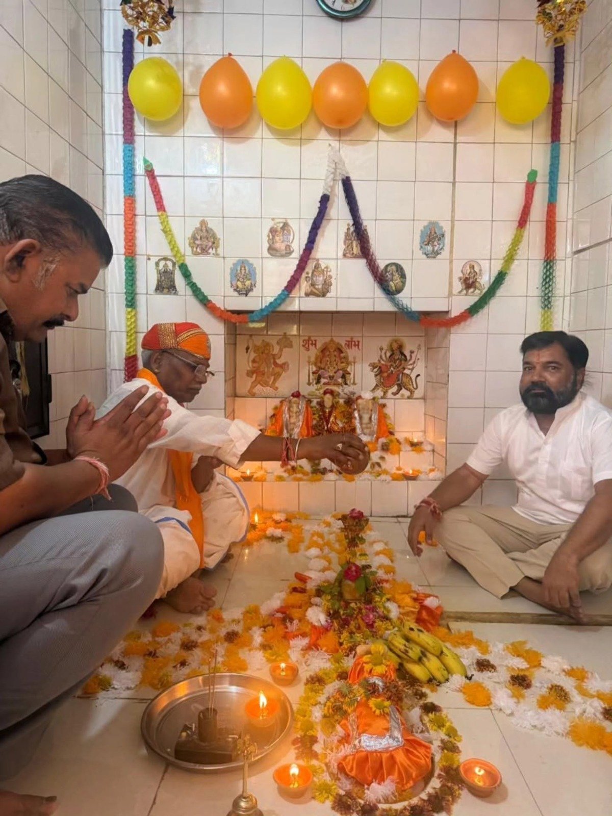 प्रधानमंत्री के 12 वर्ष पूर्ण होने पर विशेष पूजा-अर्चना