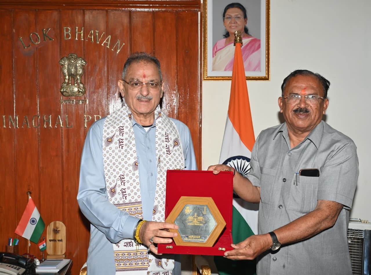 राजस्थान विधानसभा अध्यक्ष वासुदेव देवनानी ने हिमाचल प्रदेश के राज्यपाल कविंदर गुप्ता से की शिष्टाचार भेंट