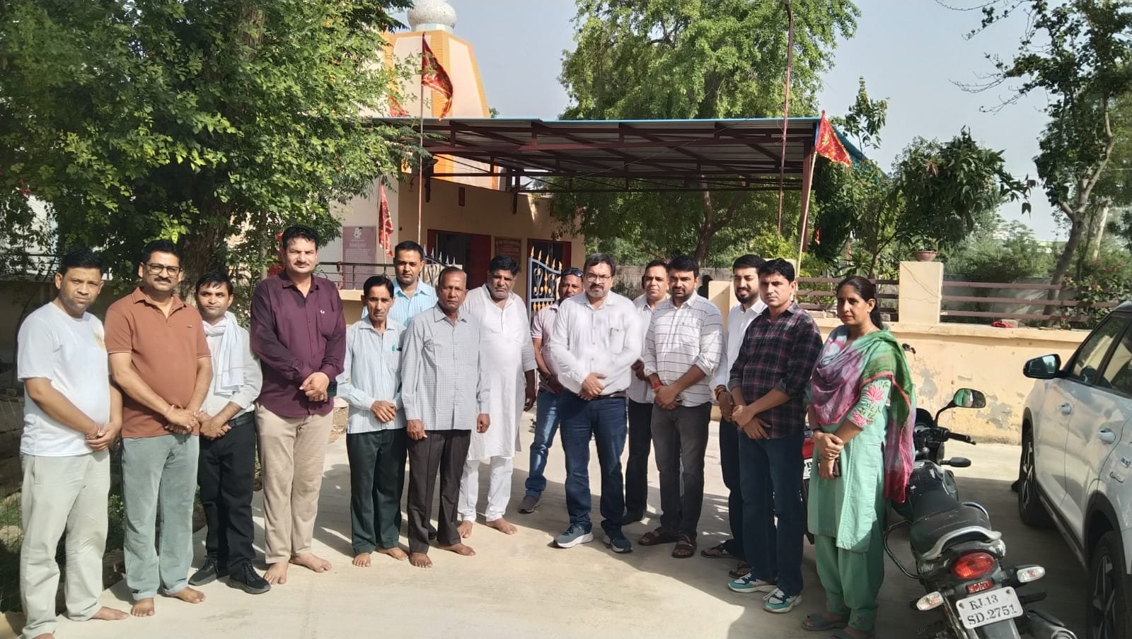 12 साल विश्वास के, विकास के, जनकल्याण के: जिले के मंदिरों में हुई पूजा-अर्चना