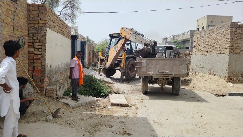 बरसात से पूर्व नालों की डिसल्टिंग का कार्य युद्धस्तर पर जारी।