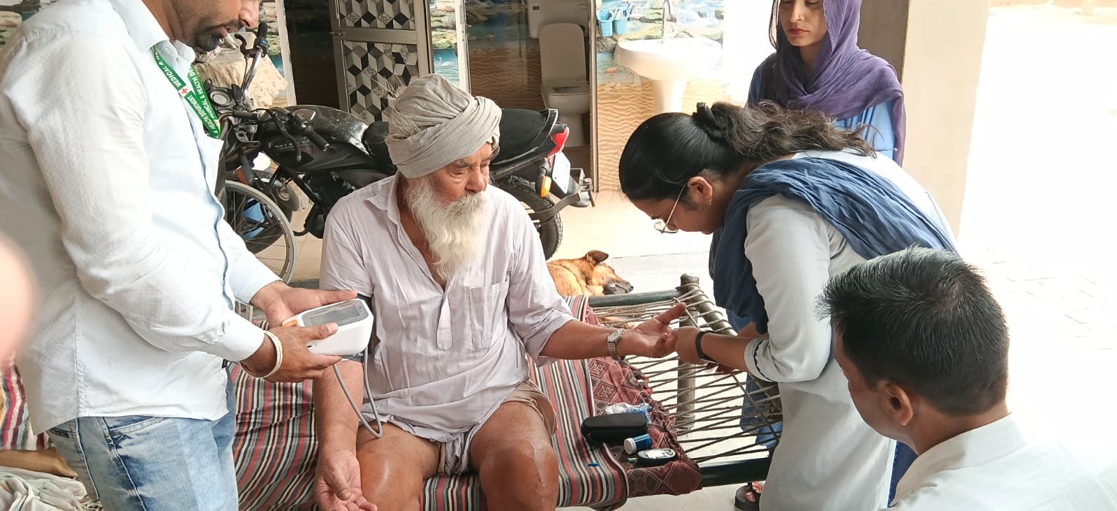 अनूपगढ़ उपखंड अधिकारी ने ग्रामीण सेवा शिविर में किया नवाचार