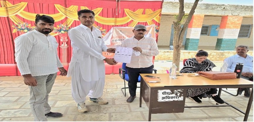 सफलता की कहानी ग्रामीण सेवा शिविर में आलम का गांव के आलम खान को मिला मृदा स्वास्थ्य कार्ड खेती में संतुलित उर्वरक अपना कर बढायेगा कृषि उत्पादन, मिलेगा आर्थिक संबल