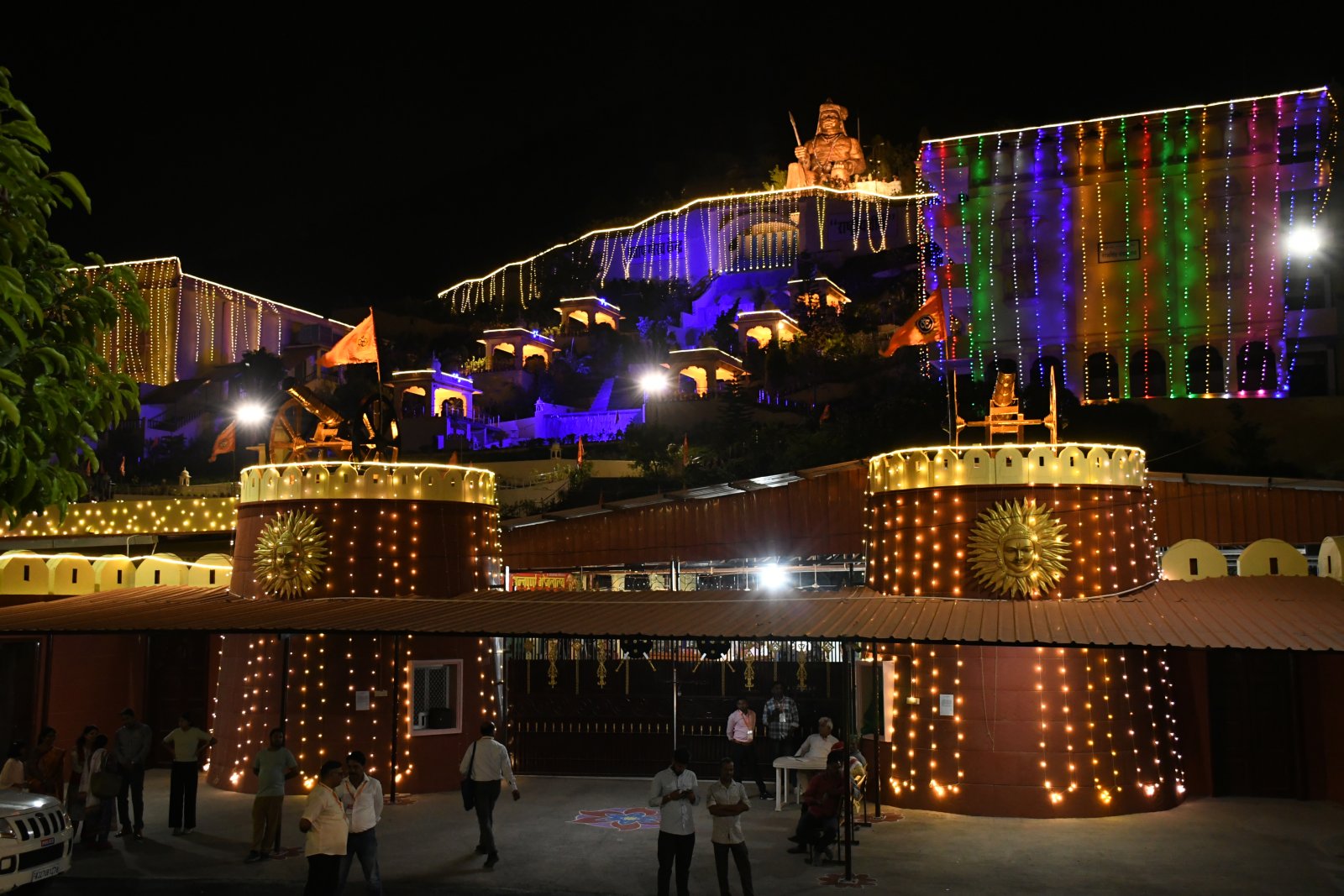 हल्दीघाटी विजय संकल्प अनवरत गुंजाने के संकल्प के साथ हुआ ध्वजावतरण