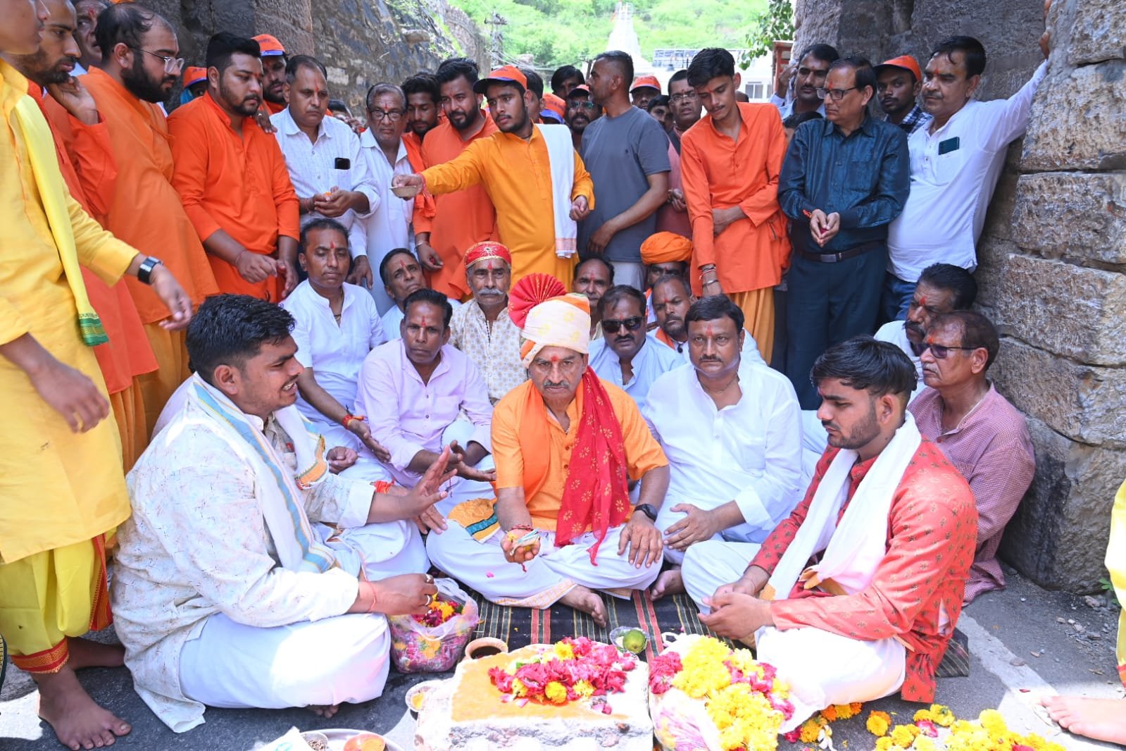 आध्यात्मिक कल्याण महापदयात्रा में उमड़ा श्रद्धा का सैलाब