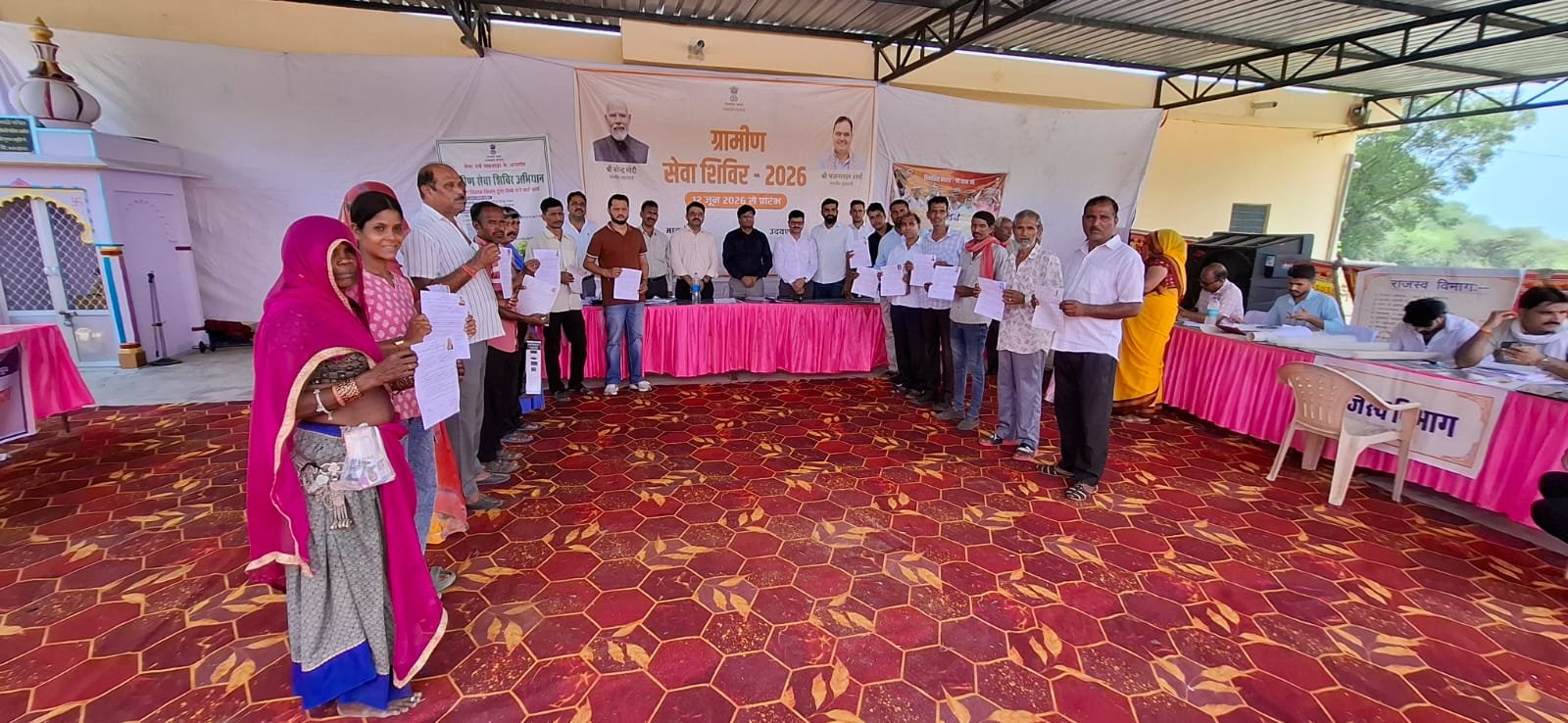 सेवा शिविरों से गांव-शहर पहुंच रहा समाधान