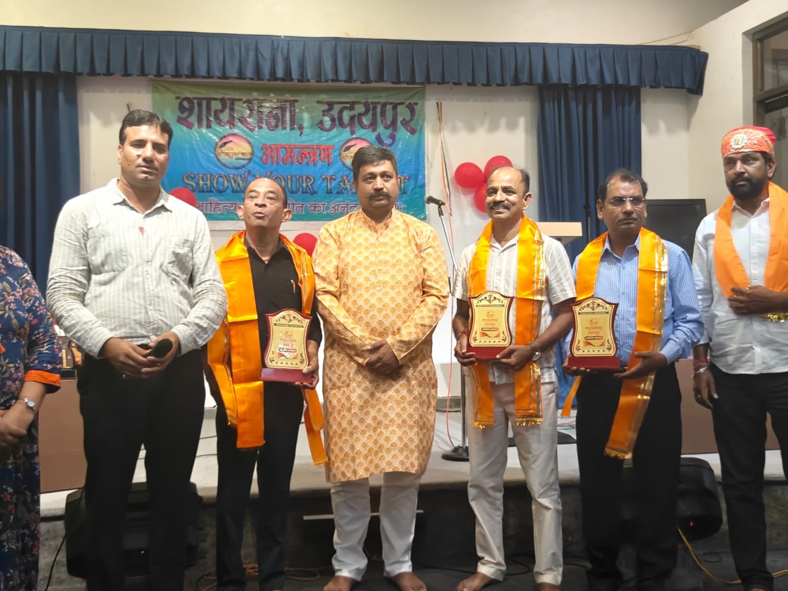विष्व संगीत दिवस पर शायराना उदयपुर परिवार के संगीत प्रतियोगिता समारोह में गुंजे संगीत तराने जुमते हुए शायराना परिवार रंगीन हुआ शास्त्रीय संगीत में