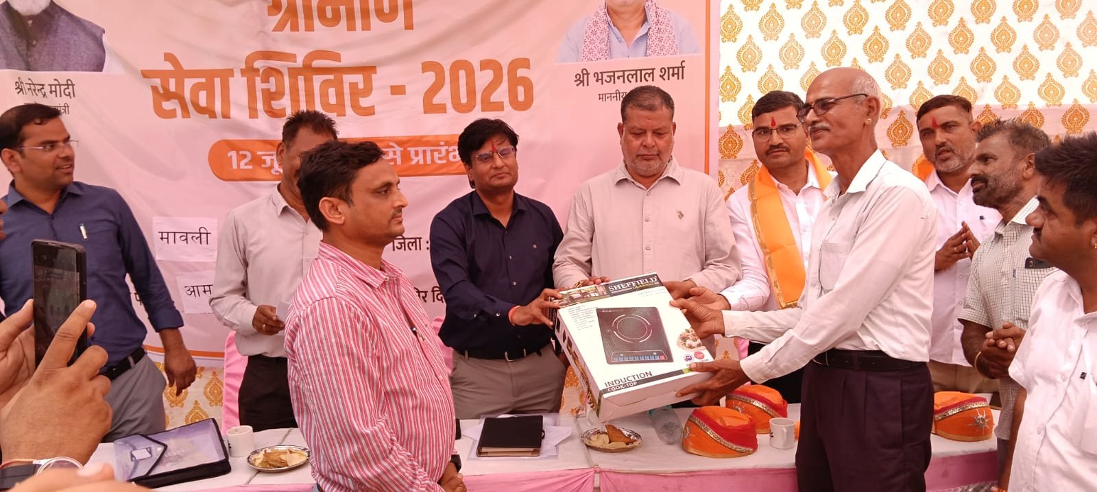 ग्रामीण सेवा शिविरों से मिल रही राहत, त्वरित समाधान और हाथों हाथ योजनाओं का लाभ