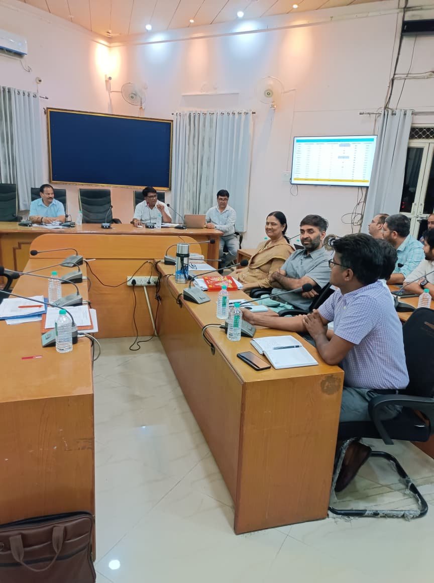 जिला स्वास्थ्य समिति की मासिक बैठक