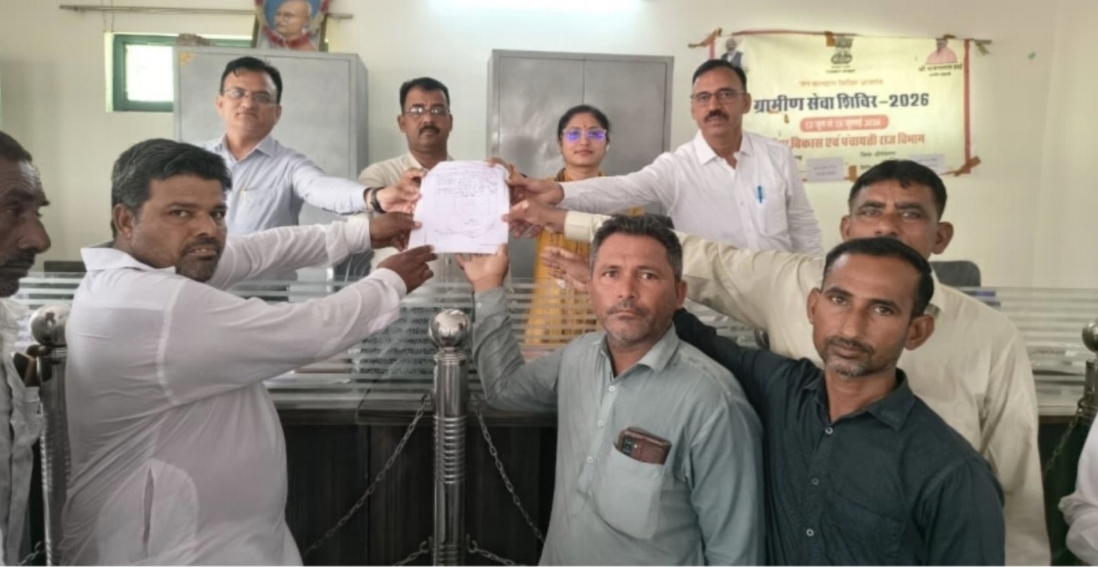 अनूपगढ़ और घडसाना के सेवा शिविरों में ग्रामीणों को मिला योजनाओं का लाभ