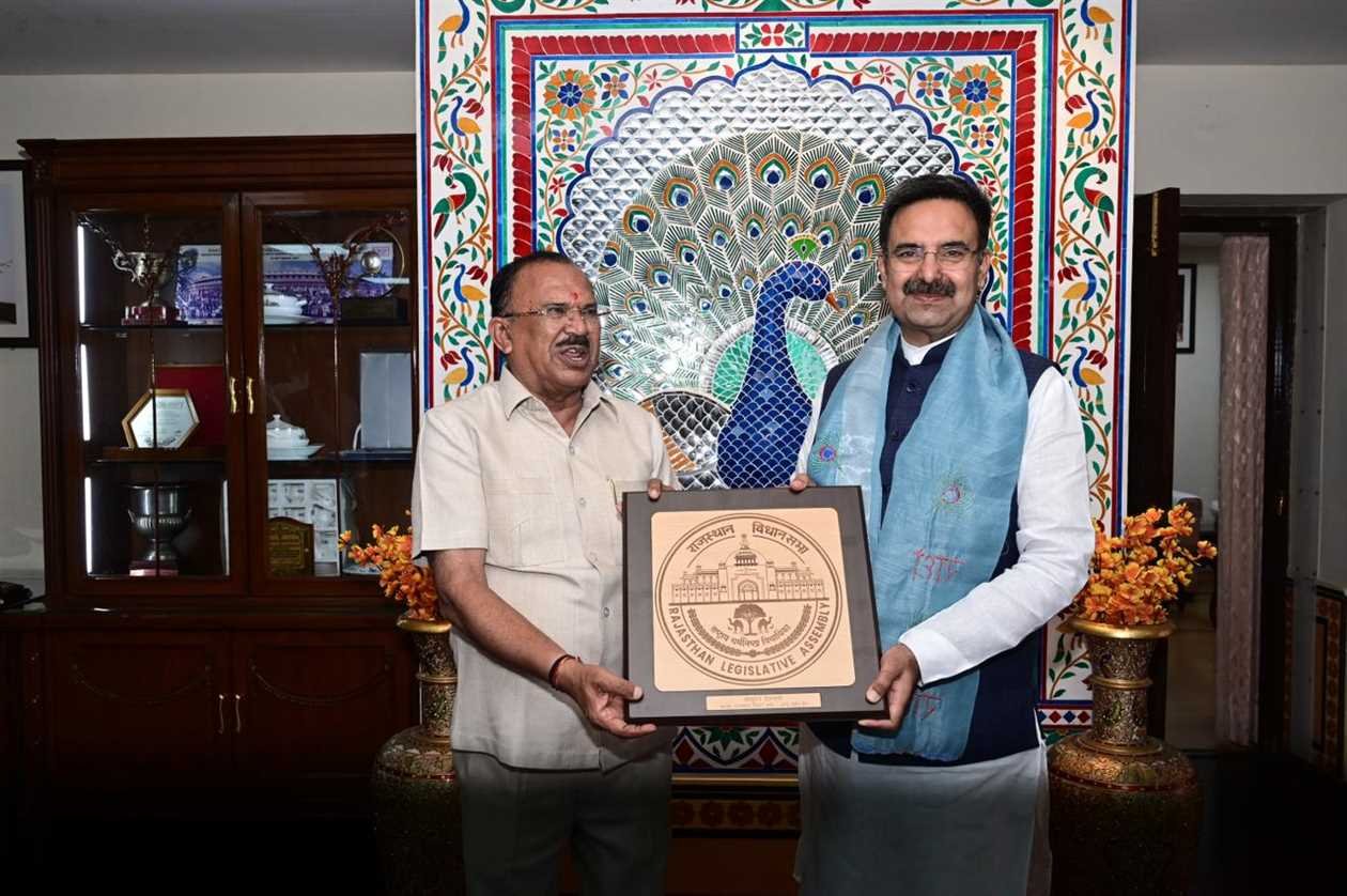 Haryana Assembly Speaker Harvinder Kalyan pays courtesy call to Speaker Vasudev Devnani