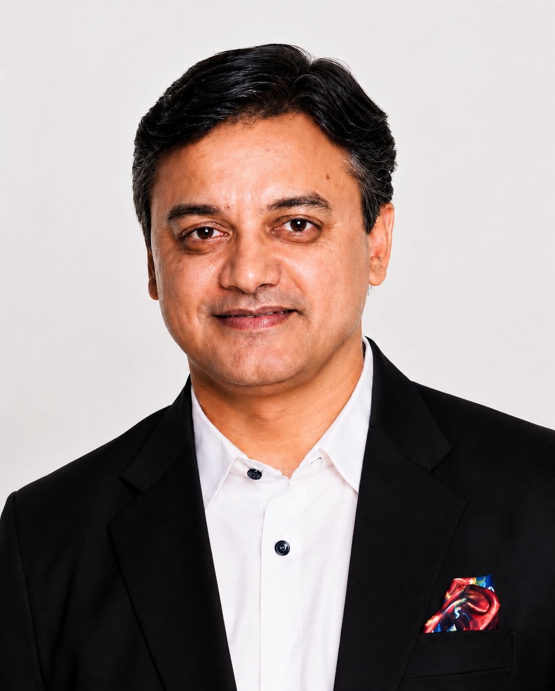 Service and Education to Gain New Momentum: Mohit Singhvi Appointed Chairman, Deepak Jodhawat Secretary of Udaipur Lakecity Round Table 206