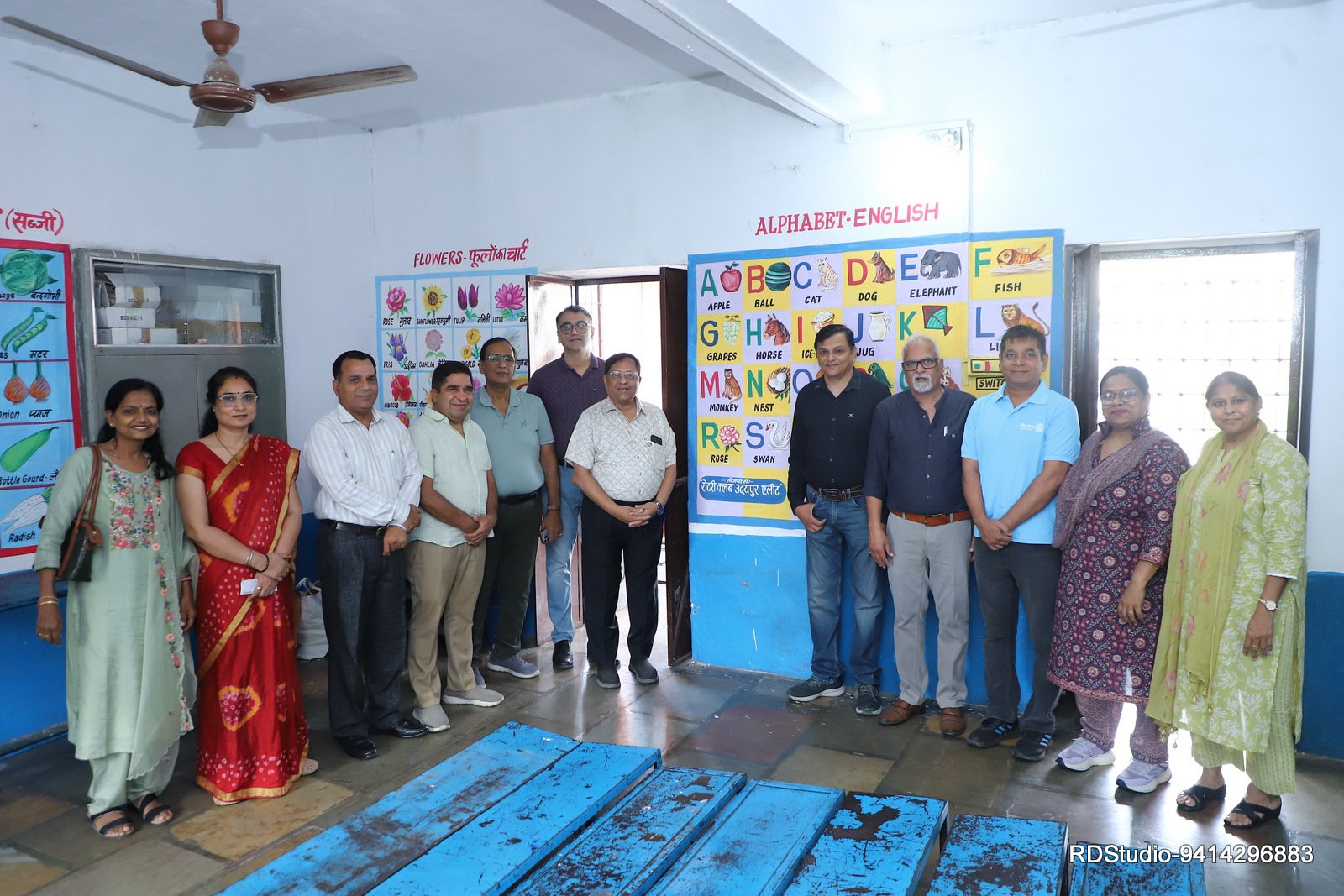 रोटरी एलीट की अनूठी पहलः विद्यालय की दीवारों पर उकेरी शिक्षा की रंगीन दुनिया, बच्चों को मिला सीखने का नया अंदाज़