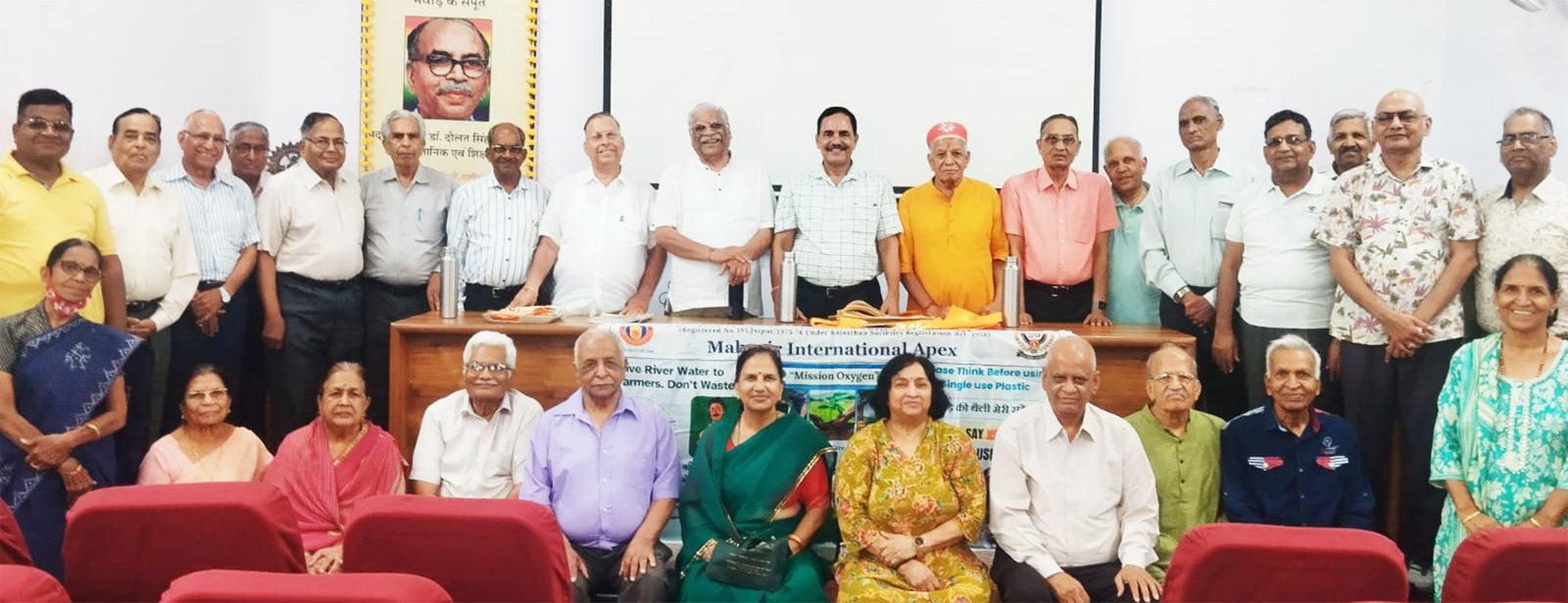 "जैविक खेती ही दीर्घकालिक कृषि का एकमात्र विकल्प है": प्रो. उमाशंकर शर्मा