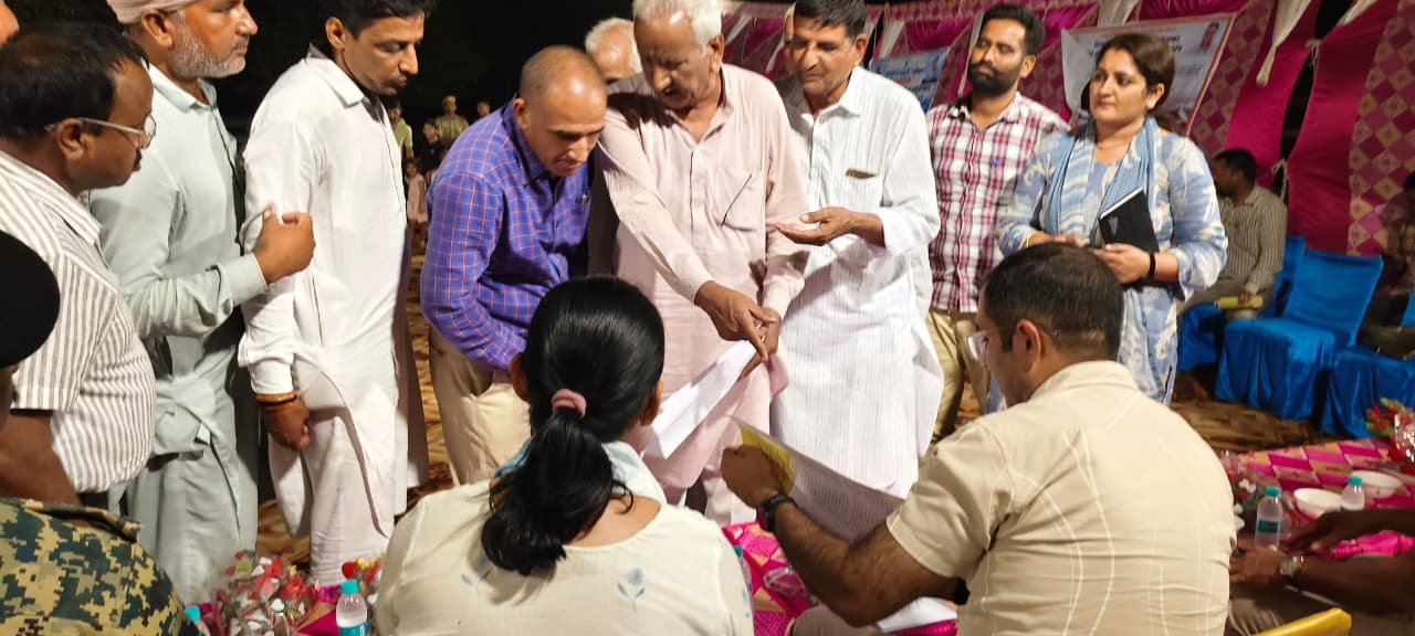 करणपुर की ग्राम पंचायत 36 एच में संध्या चौपाल आयोजित