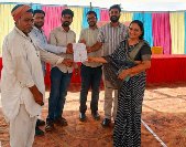 शिविर की बदौलत लाणेला निवासी खेते खां को मिली आवासीय पटटे की सौगात