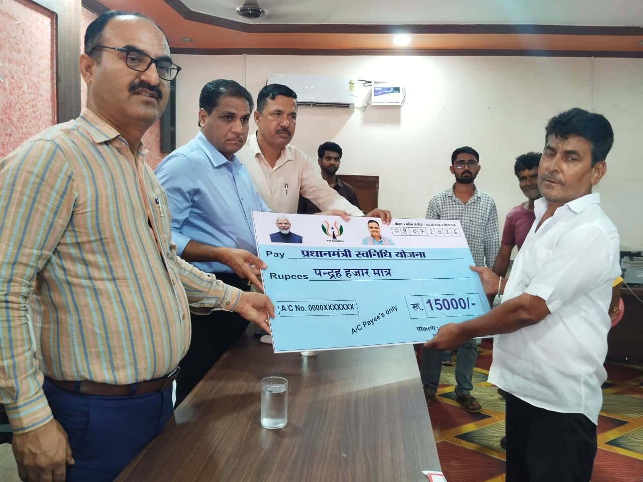 प्रभारी सचिव ने नगरपालिका पोकरण में किया शहरी सेवा शिविर का किया औचक निरीक्षण,