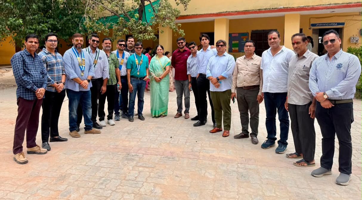 डबोक राजकीय विद्यालय में 35 लाख की लागत से बननें वाले चार नए कक्षाओं के निर्माण का हुआ भूमि पूजन
