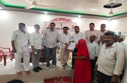 राजगढ़ शिविर में आपसी सहमति से बंटवारे से 7 खातेदारों को मिला असली भूमि का मालिकाना हक