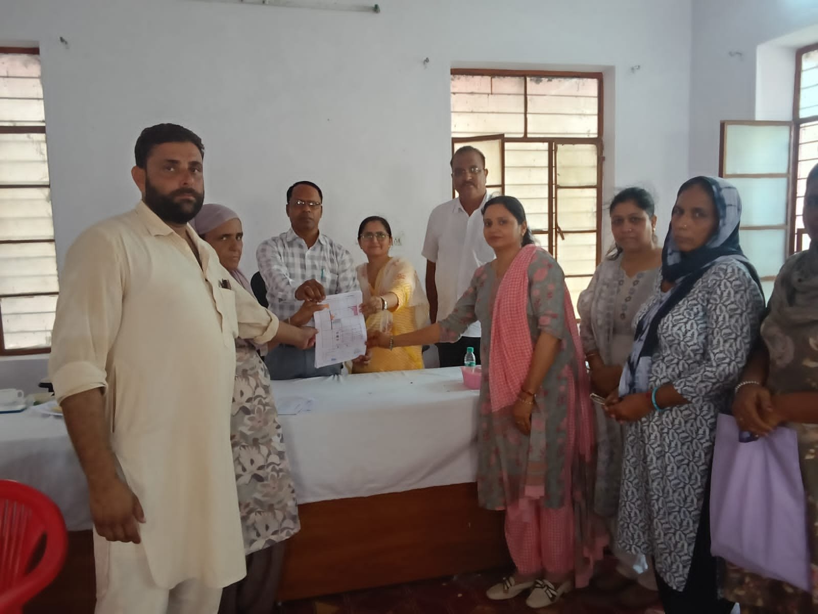ग्रामीण सेवा शिविर में मिला कृषि भूमि विभाजन का लाभ, जताया सरकार का आभार