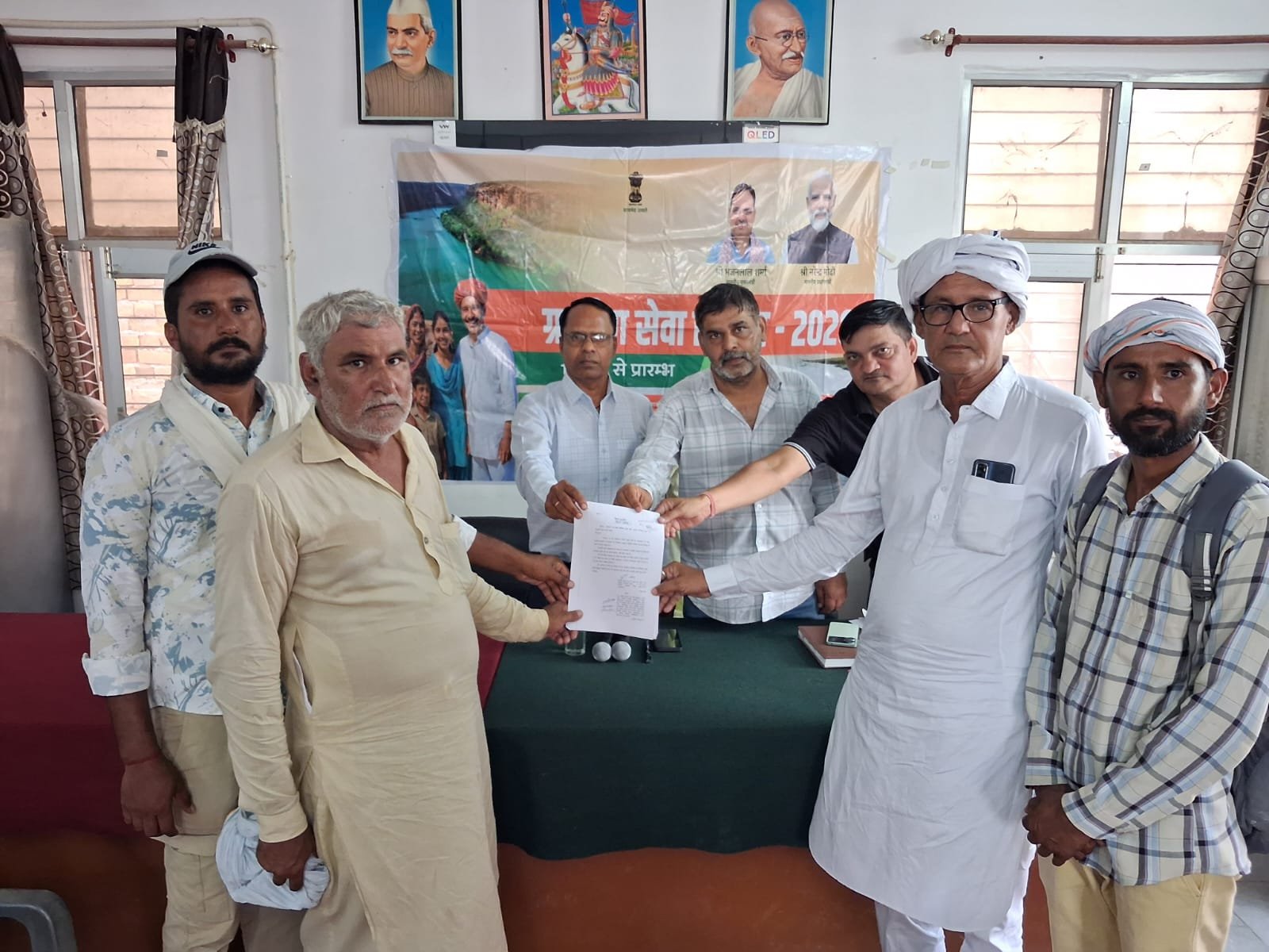 परिवादियों को ग्रामीण सेवा शिविर में मिला खाता विभाजन का लाभ