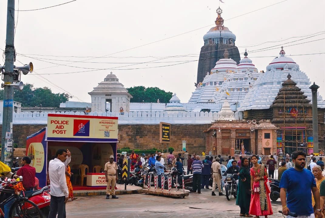 पुरी रथयात्रा में रिलायंस फाउंडेशन का सेवा अभियान, भोजन, पेयजल और पुलिस सहायता पर विशेष जोर