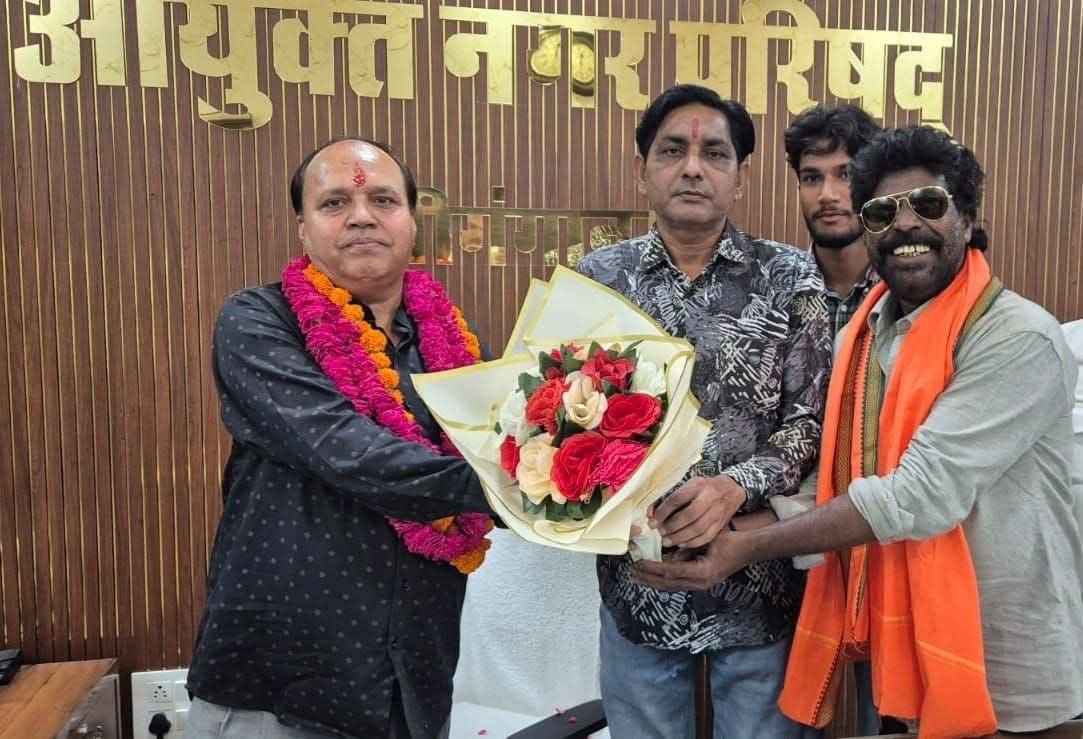 Municipal Commissioner Milkharaj Chugh Briefed on Key Issues Faced by Sanitation Workers
