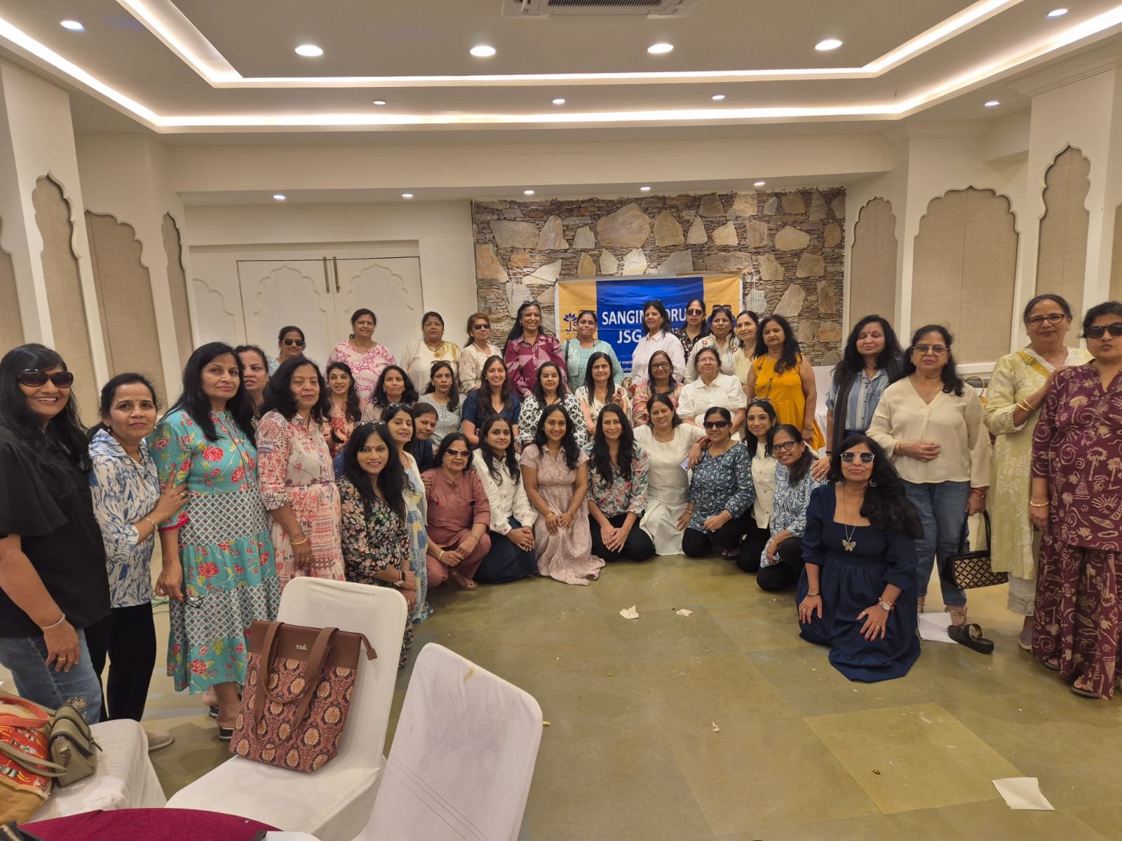 जेएसजी विजय संगिनी की पिकनिक व पूल पार्टी में छाया उत्साह, खेल, संगीत और मस्ती का रंग