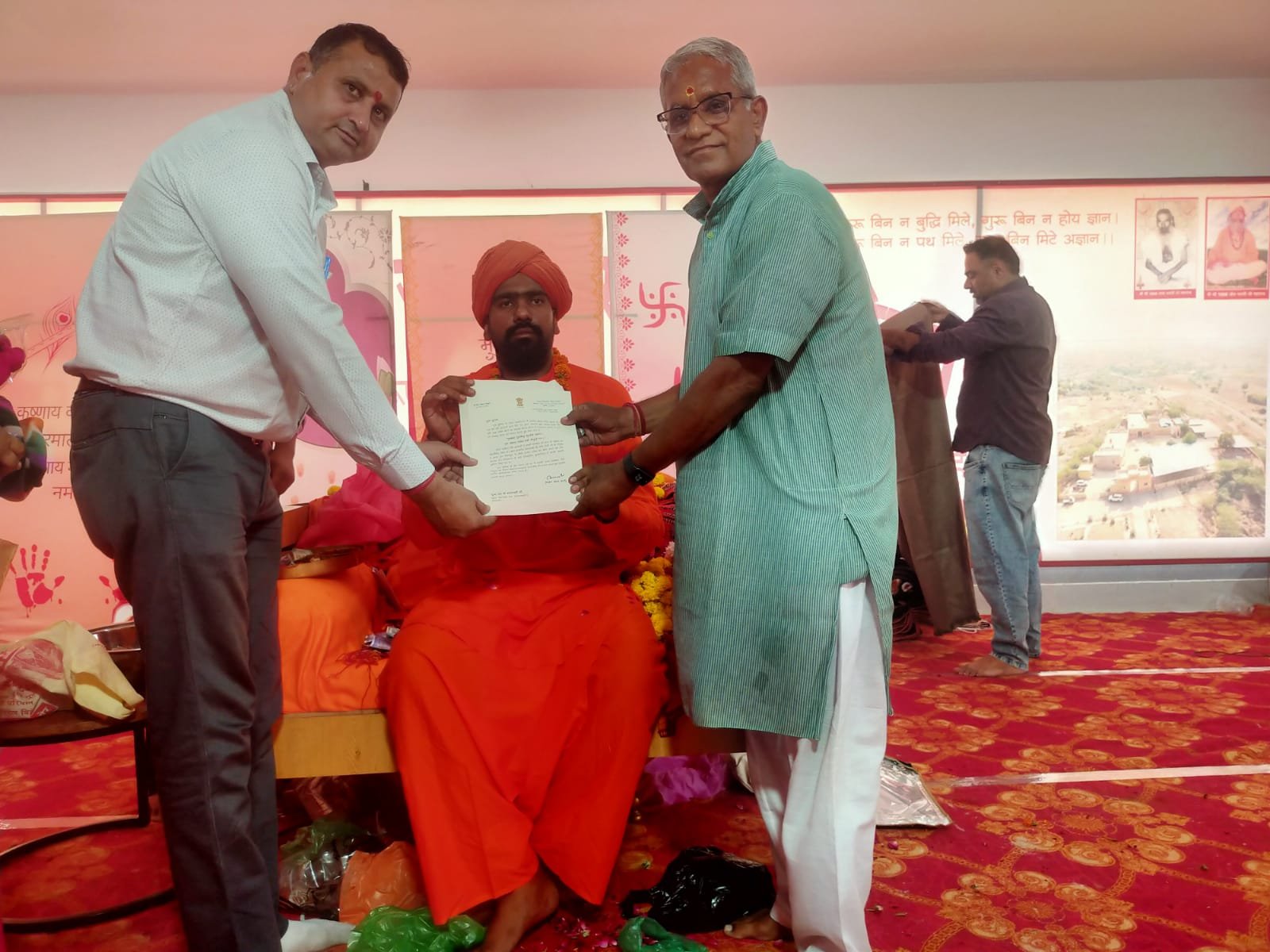 जैसलमेर में गुरु पूर्णिमा पर धर्मगुरुओं, महंतों एवं पुजारियों का हुआ भव्य सम्मान