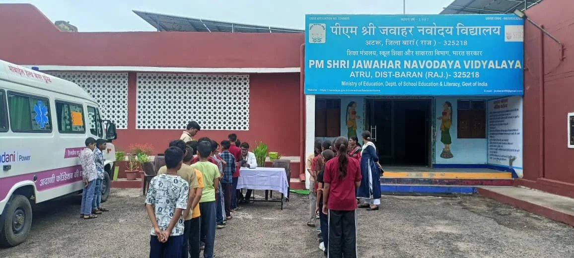 अदाणी फाउंडेशन ने नवोदय विद्यालय में लगाया निःशुल्क स्वास्थ्य शिविर, 123 विद्यार्थियों का हुआ स्वास्थ्य परीक्षण