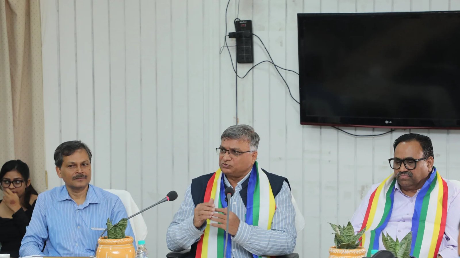 सुविवि- द लूम, द लेंस, द लेगेसी आधारित कार्यशाला में मीडिया की भूमिका पर रहा फोकस