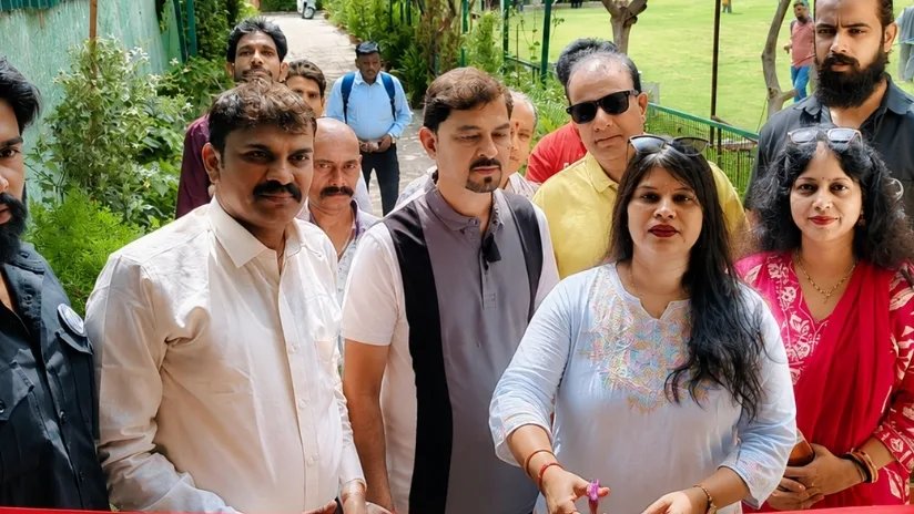 मुद्रा प्रदर्शनी में उमड़ा जनसैलाब, पहले ही दिन सैकड़ों दर्शकों ने देखे दुर्लभ सिक्के और नोट