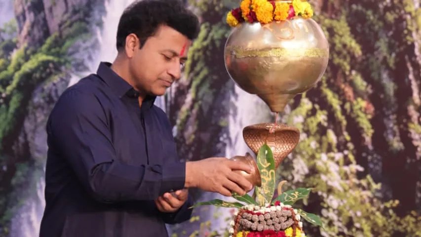 अहंकार से नहीं, भक्ति और विवेक से जीते जा सकते हैं मन: प्रशांत अग्रवाल