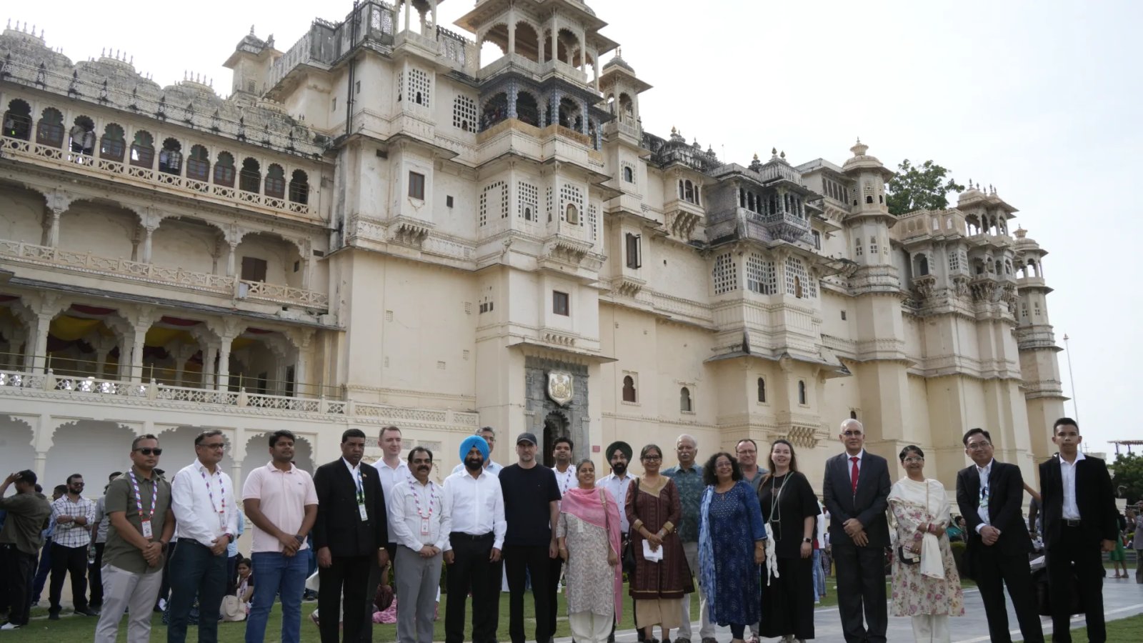 BRICS Delegates Welcomed with Traditional Mewari Hospitality