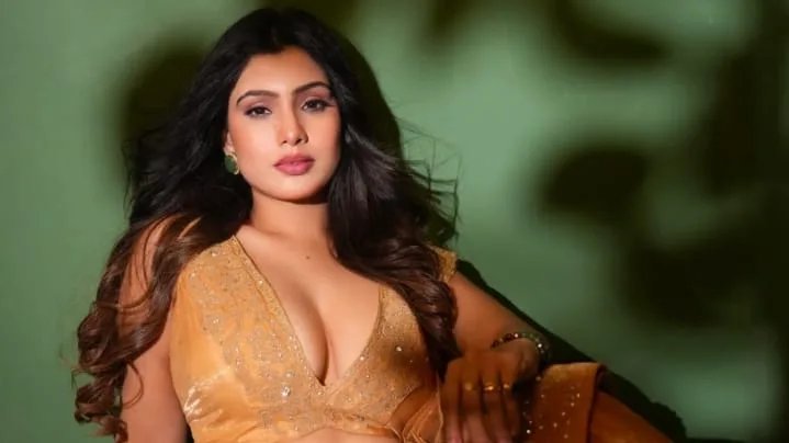 In the Spotlight: Actress Zara Patel