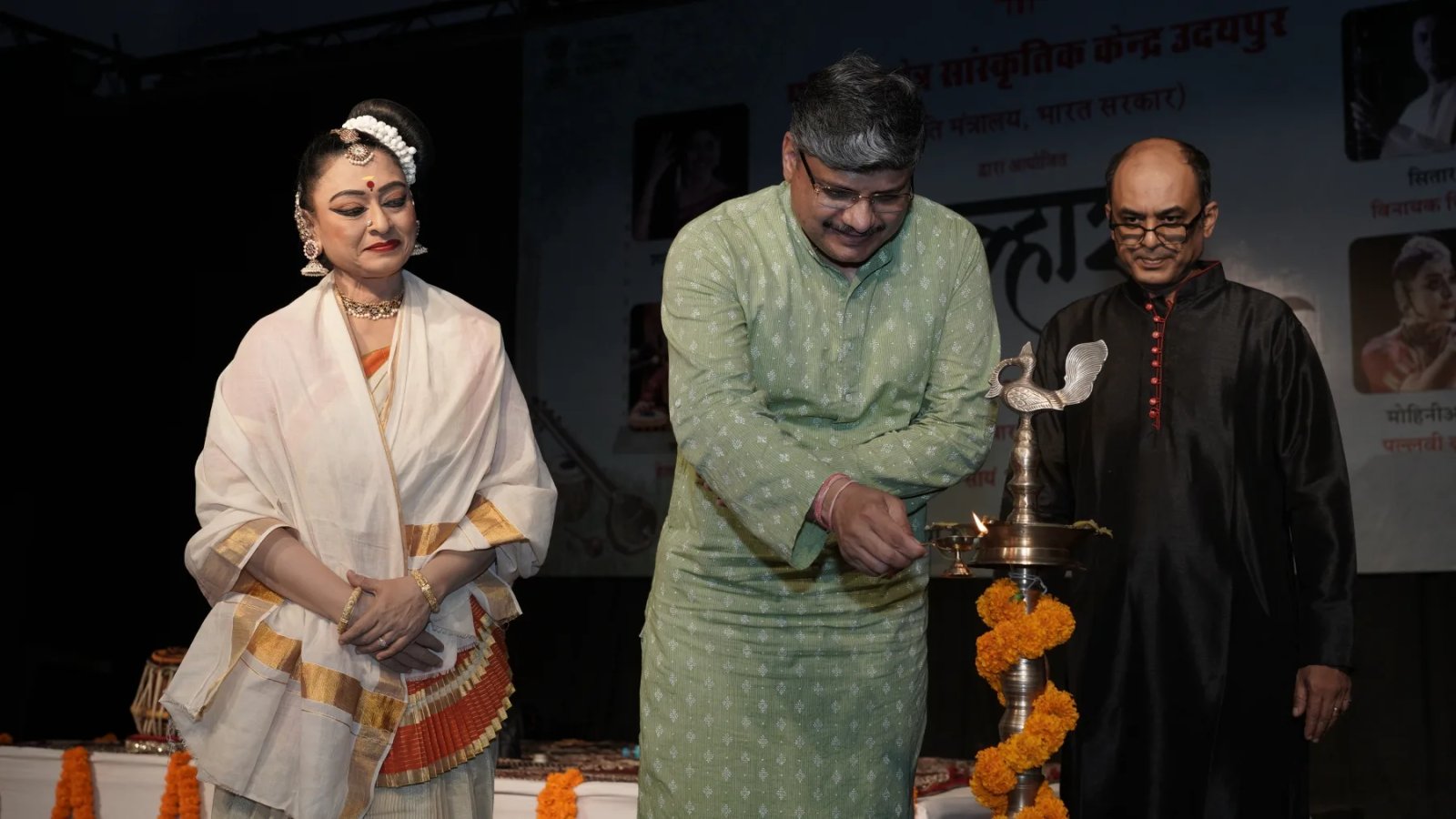 विनायक के सितार पर झरती रही गौड़ मल्हार की फुहार, पल्लवी के नृत्य भावों ने रचा भारतीय संस्कृति का विराट संसार