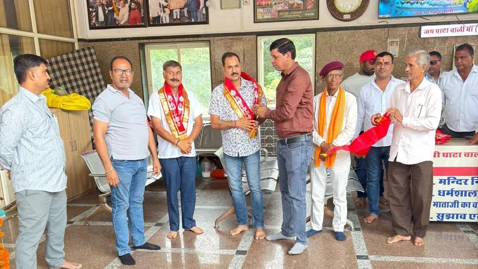 घाटावाला माताजी ट्रस्ट ने विहिप पदाधिकारियों का किया स्वागत