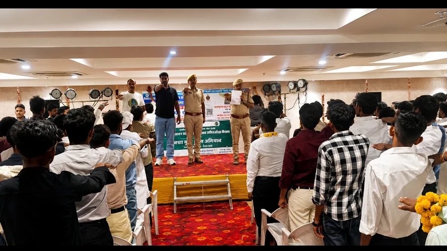 नशे के खिलाफ ‘लक्ष्मण रेखा’ बनी सुरक्षा कवच, 700 लोगों ने ली नशामुक्ति की शपथ