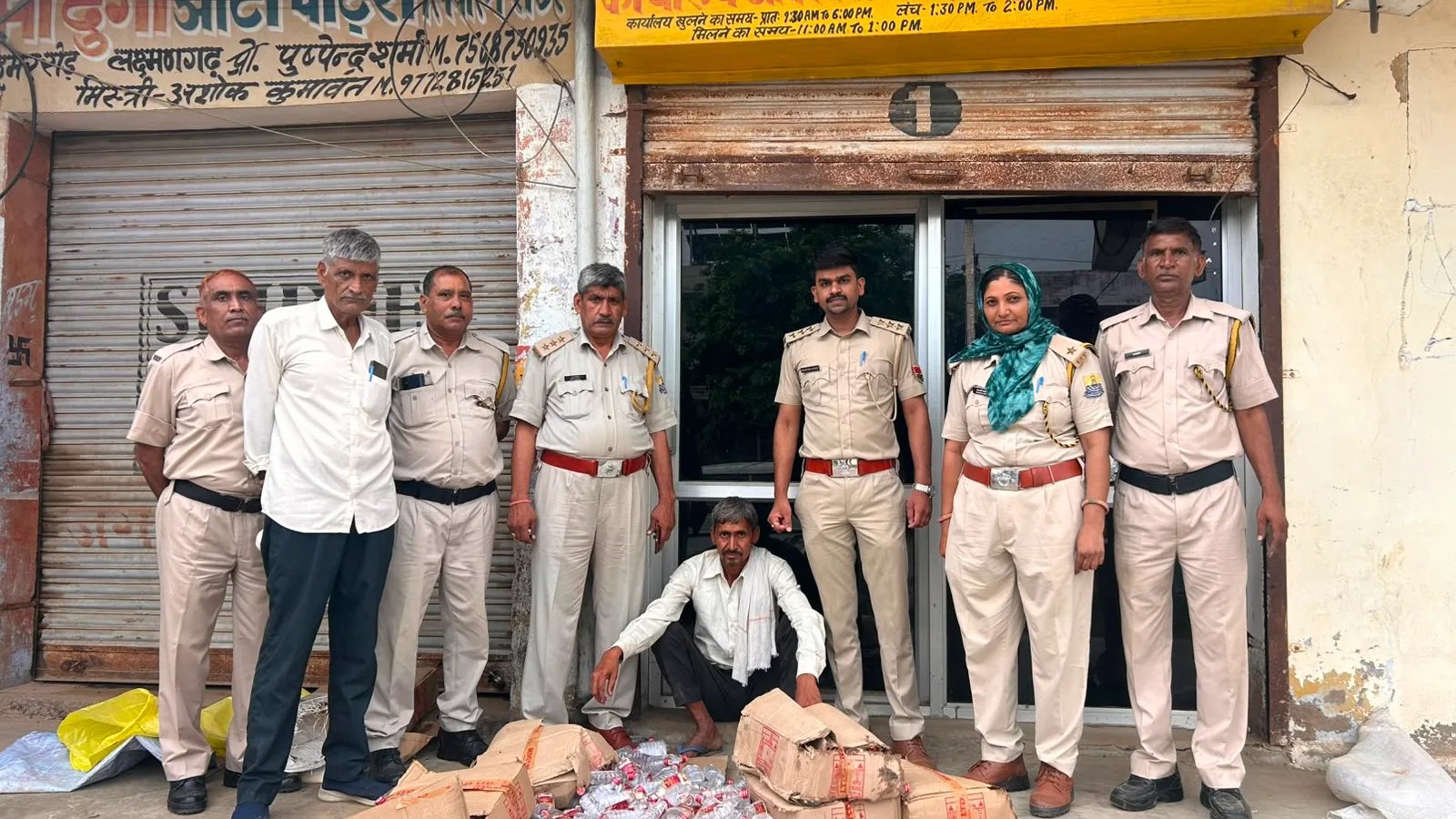 आबकारी आयुक्त के निर्देशन में कार्रवाई