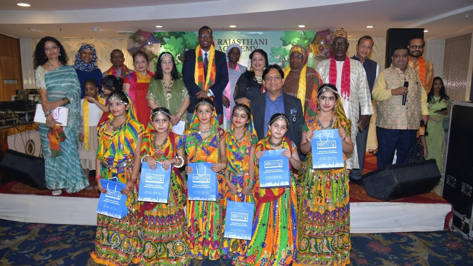 राजस्थानी अकादमी ने राजस्थान की समृद्ध सांस्कृतिक विरासत का जश्न मनाते हुए गुरुग्राम में आयोजित किया तीज महोत्सव - 2026
